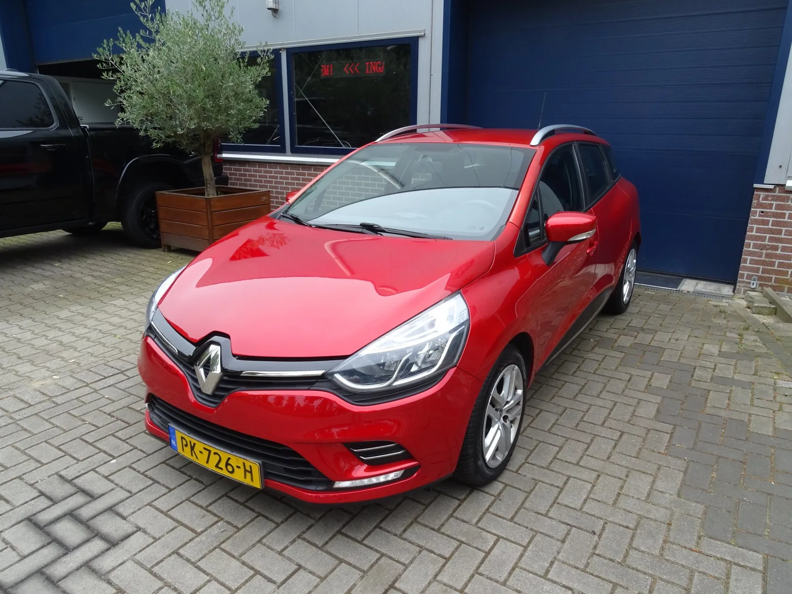 Renault Clio (2017) — foto 1