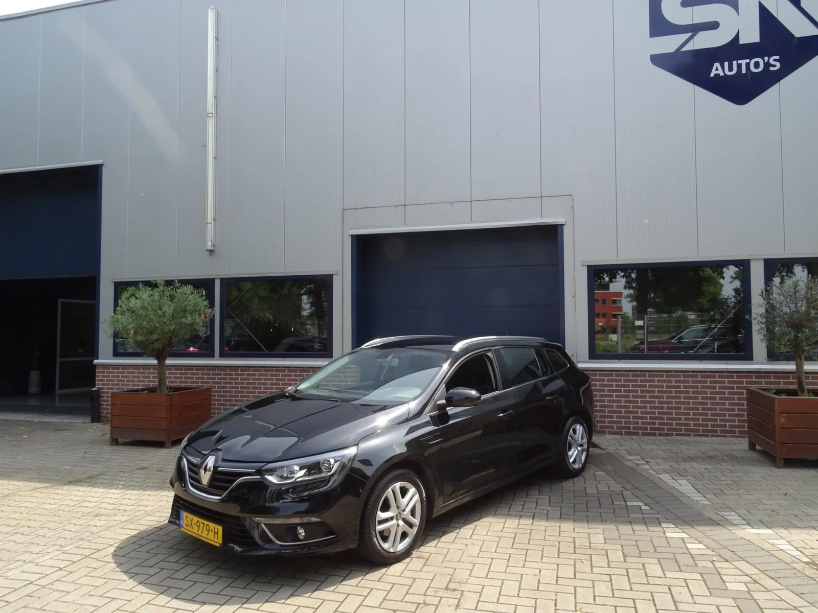 Renault Mégane (2018) — foto 1