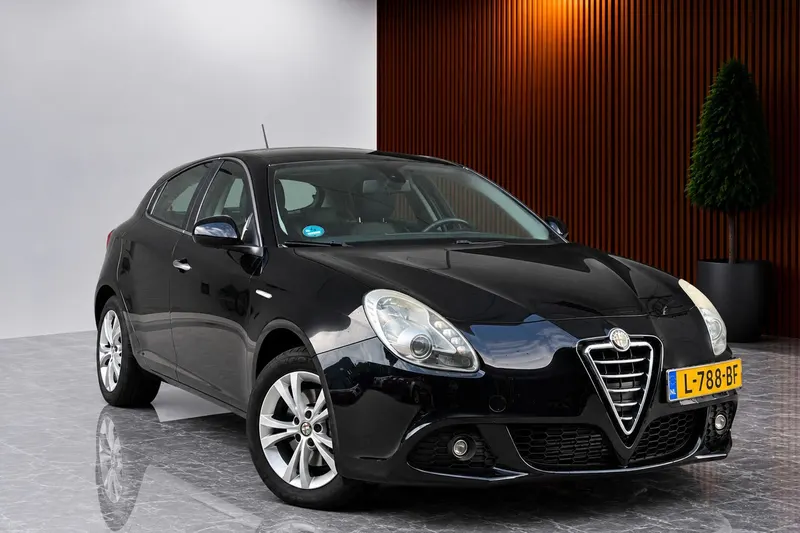 Alfa Romeo Giulietta (2010)