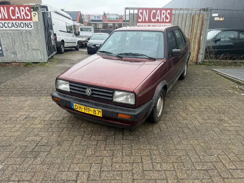 Volkswagen Jetta (1991) — foto 1