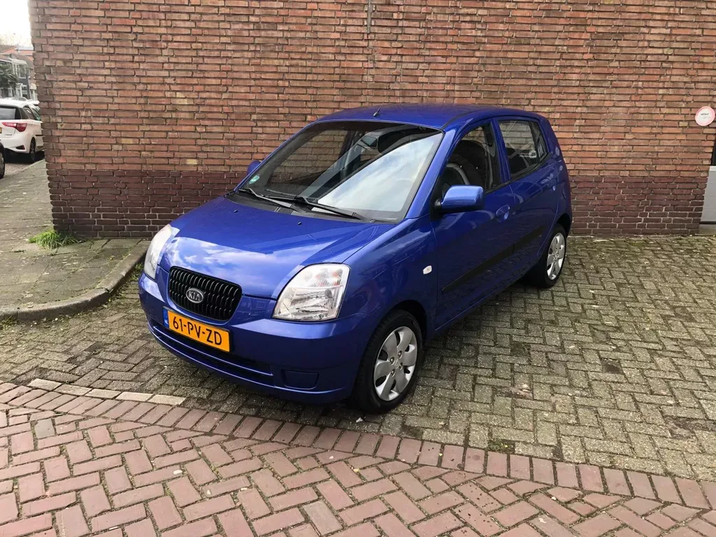 Kia Picanto (2004) — foto 1