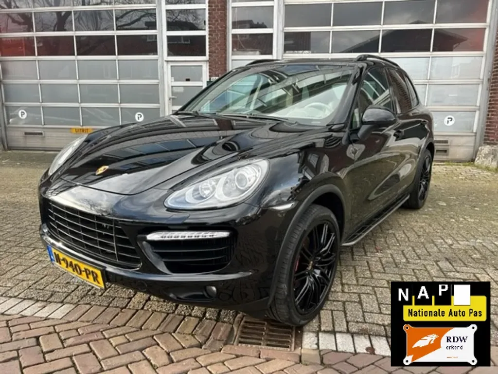 Porsche Cayenne (2014) — foto 1