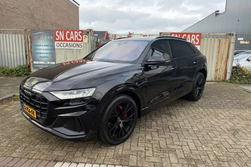 Audi Q8 (2019)