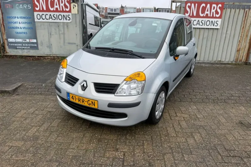 Renault Modus (2005)