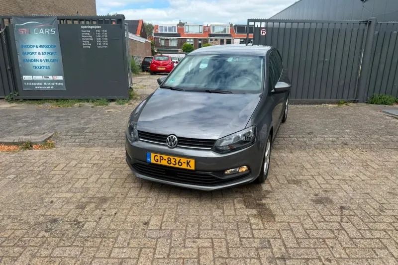 Volkswagen Polo (2015)