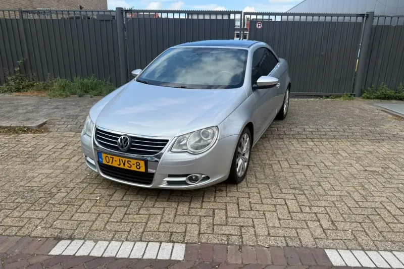 Volkswagen Eos (2009)