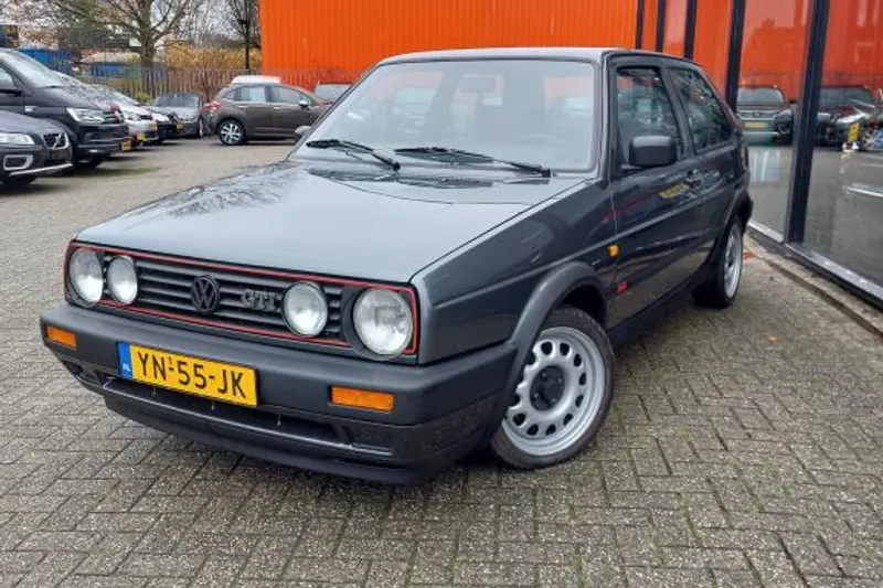 Volkswagen Golf (1990)