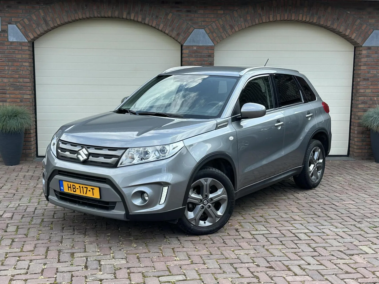 Suzuki Vitara (2015) — foto 1