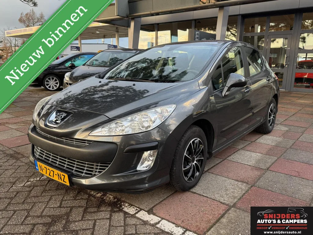 Peugeot 308 (2010) — foto 1