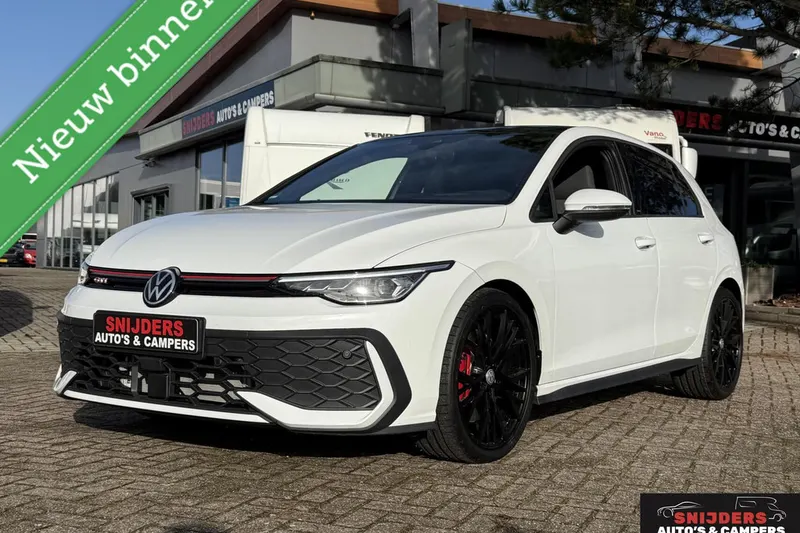 Volkswagen Golf (2024)