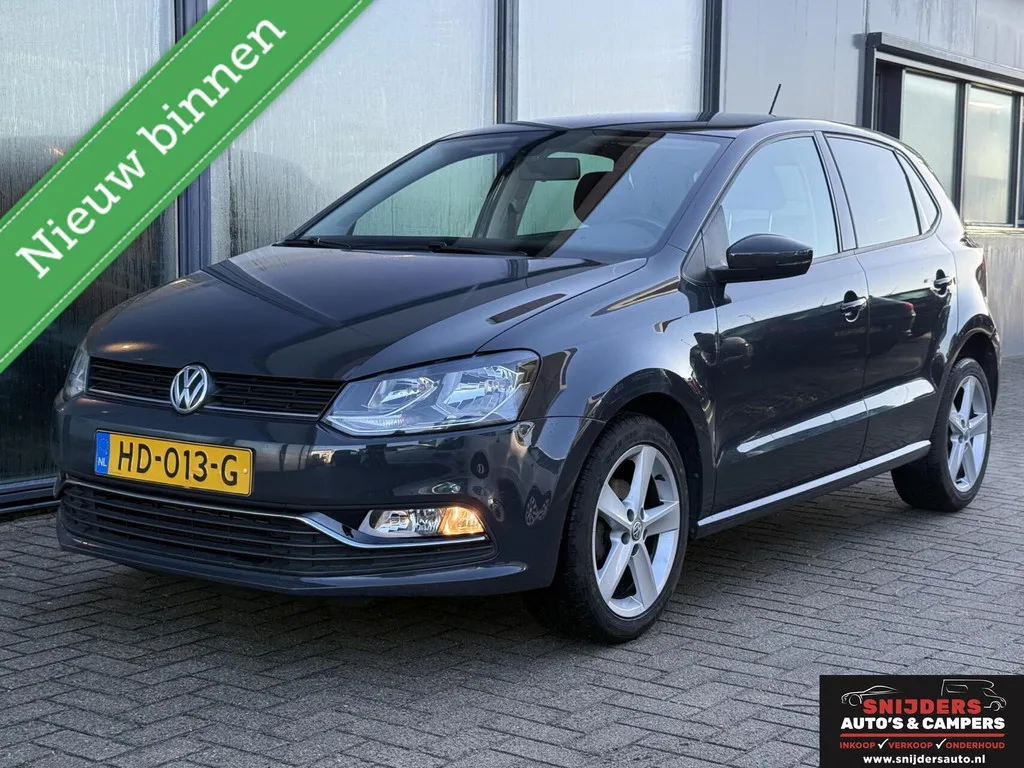 Volkswagen Polo (2015) — foto 1