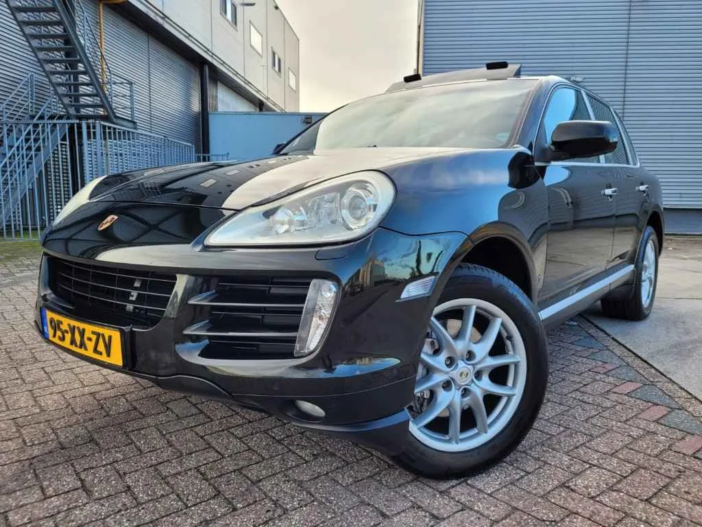 Porsche Cayenne (2007) — foto 1