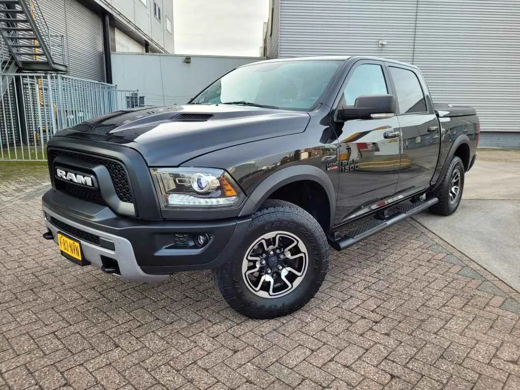 Dodge Ram (2016) — foto 1