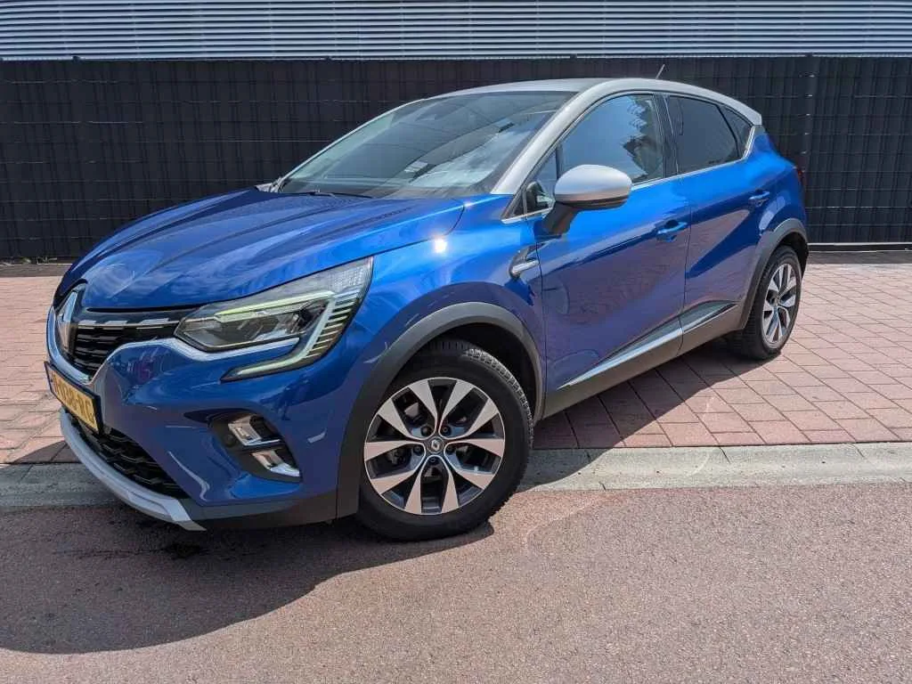 Renault Captur (2020) — foto 1