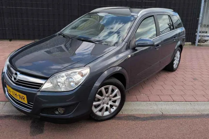 Opel Astra (2007)