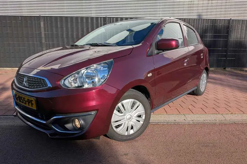 Mitsubishi Space Star (2019)