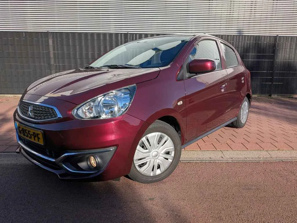 Mitsubishi Space Star (2019) — foto 1