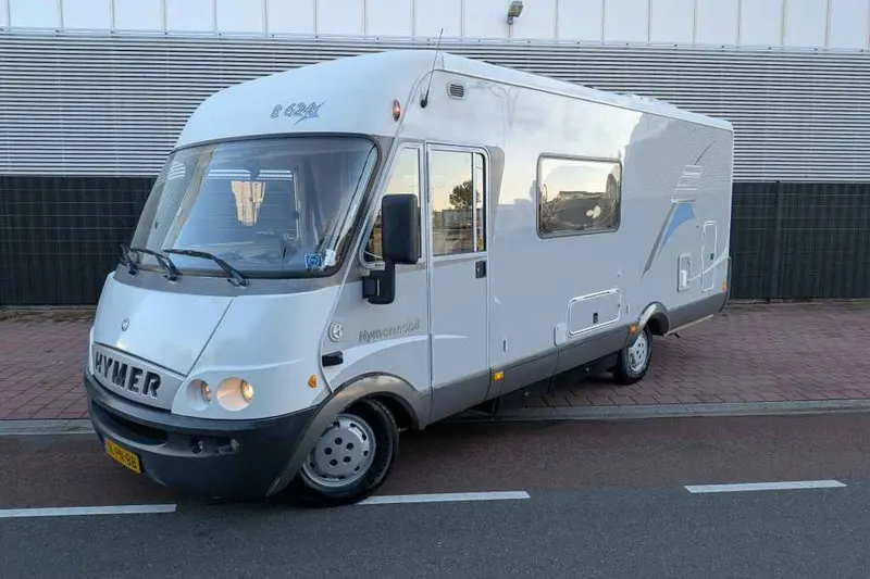Hymer B 624 (2004)