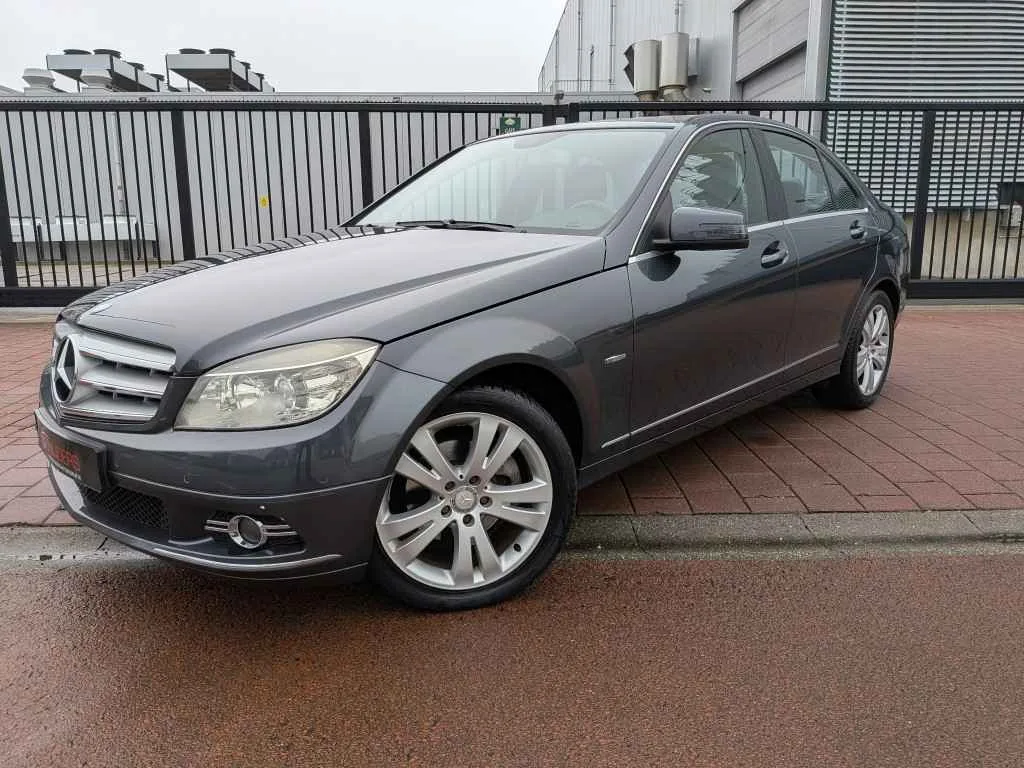 Mercedes-Benz C-Klasse (2010) — foto 1
