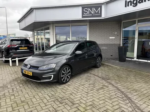 Volkswagen Golf (2015) — foto 1