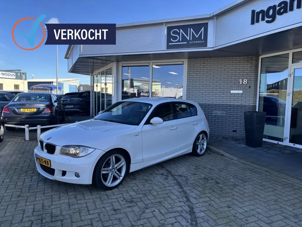 BMW 1-Serie (2008) — foto 1