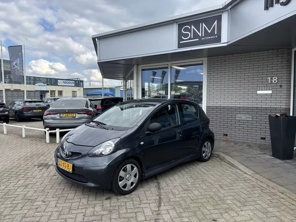 Toyota Aygo (2007) — foto 1