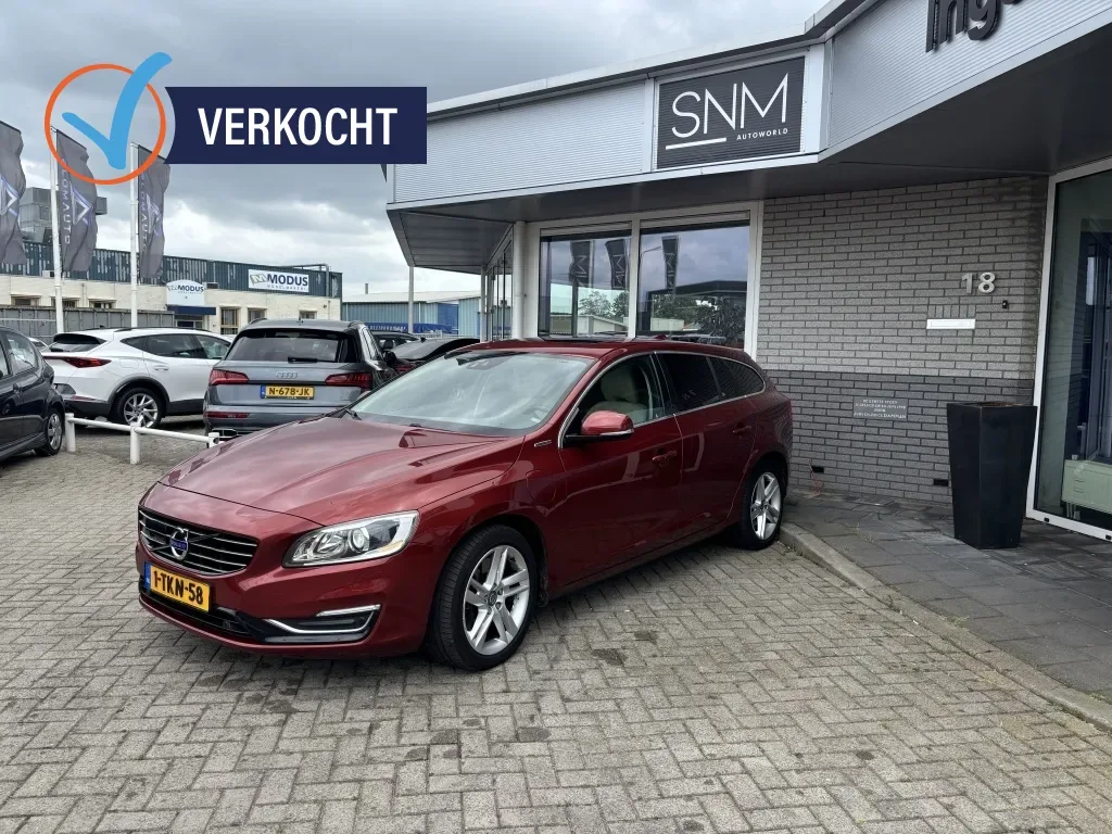 Volvo V60 (2014) — foto 1