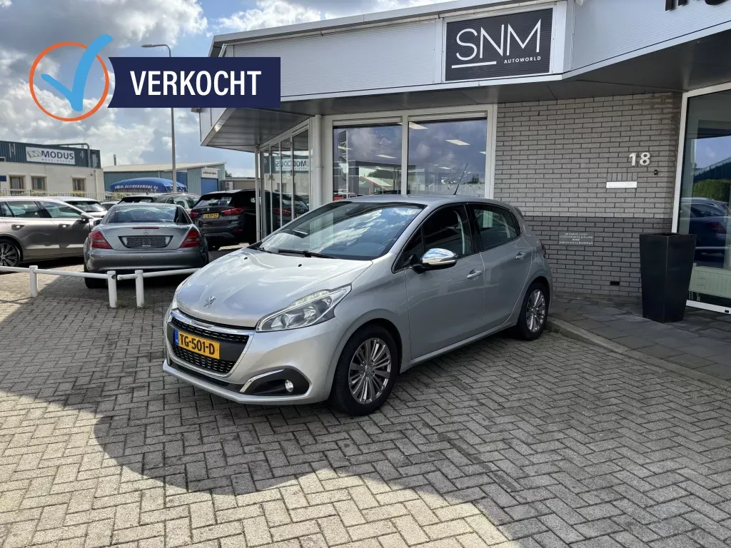 Peugeot 208 (2018) — foto 1