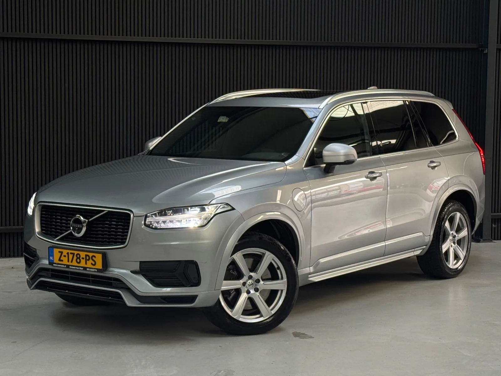 Volvo XC90 (2017) — foto 1