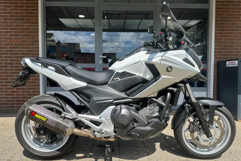 Honda NC750X (2017)
