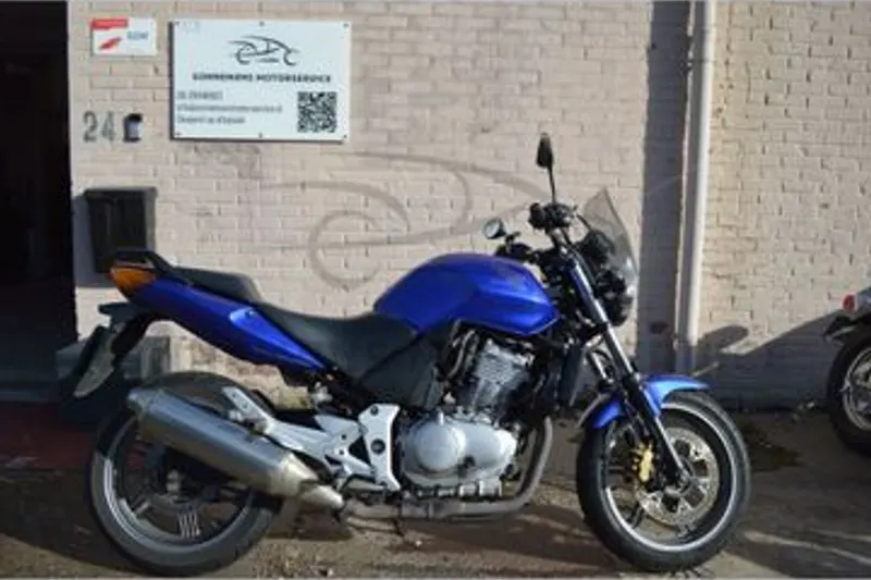 Honda CBF 500 (2004)