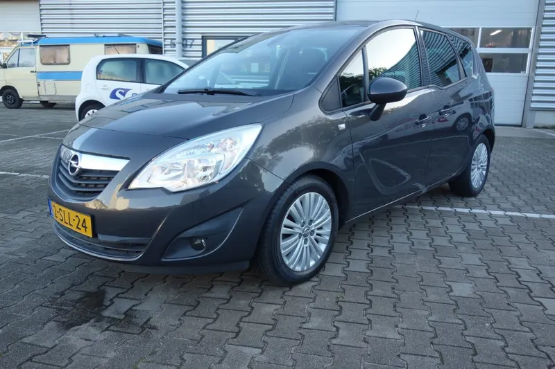 Opel Meriva (2013)