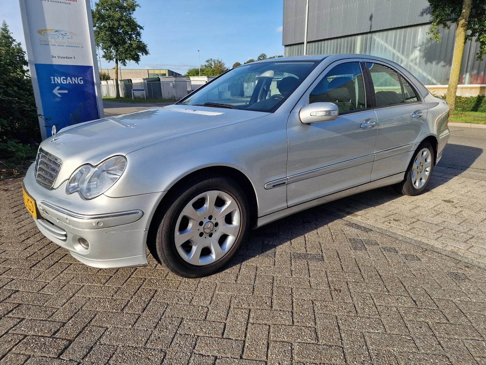 Mercedes-Benz C-Klasse (2006) — foto 1