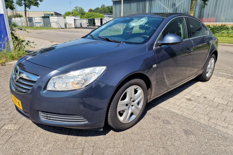 Opel Insignia (2010)