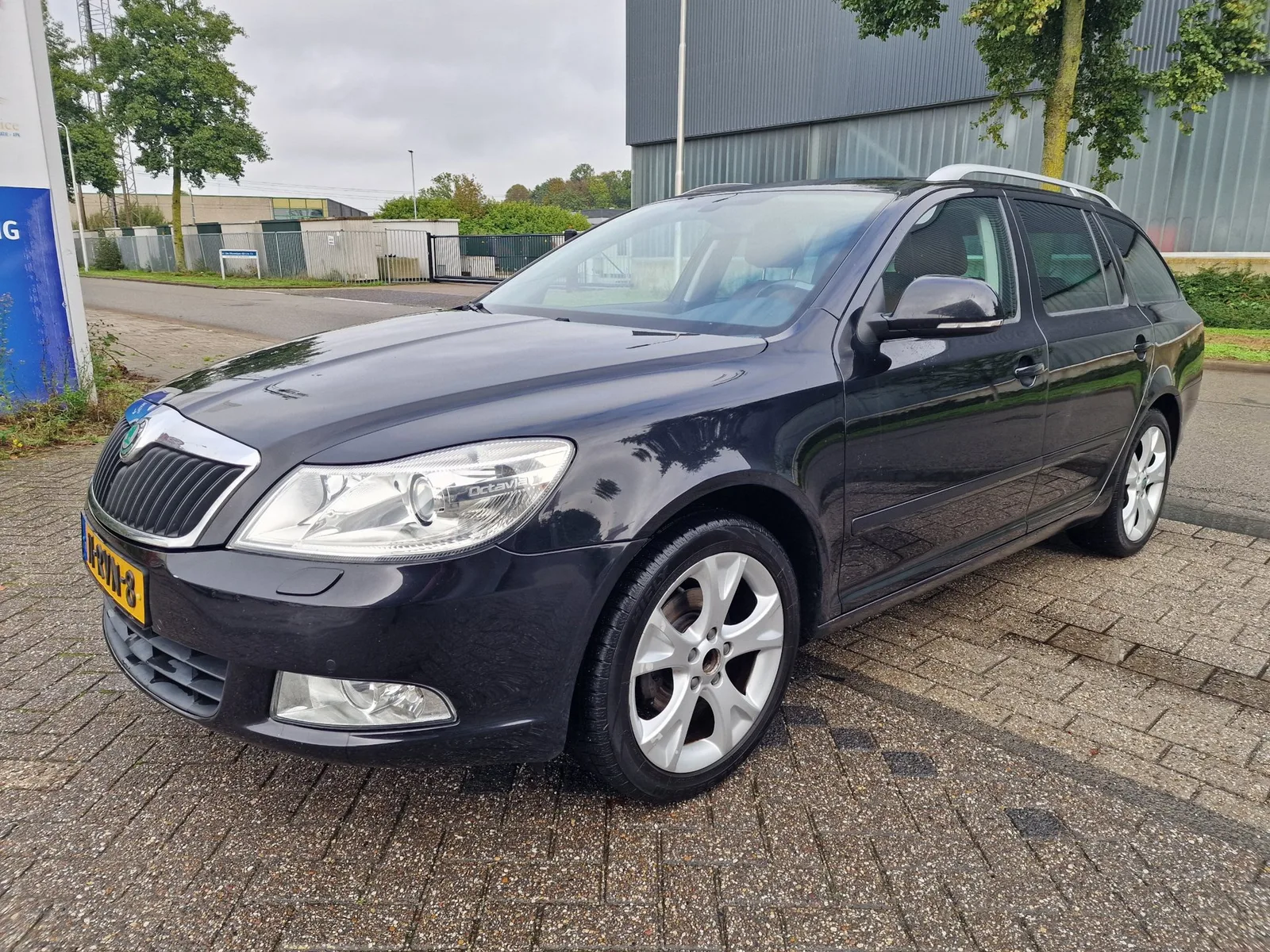 Škoda Octavia (2011) — foto 1