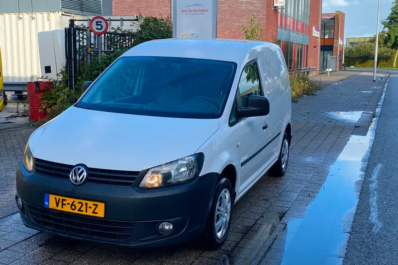 Volkswagen Caddy (2013)