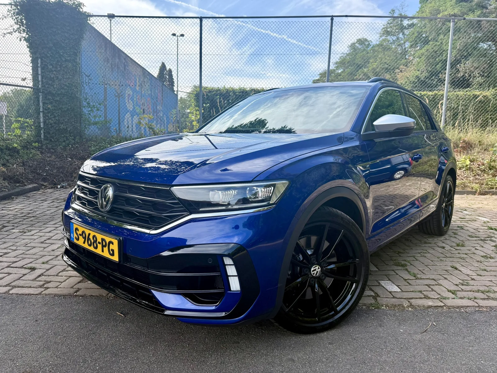 Volkswagen T-Roc (2020) — foto 1