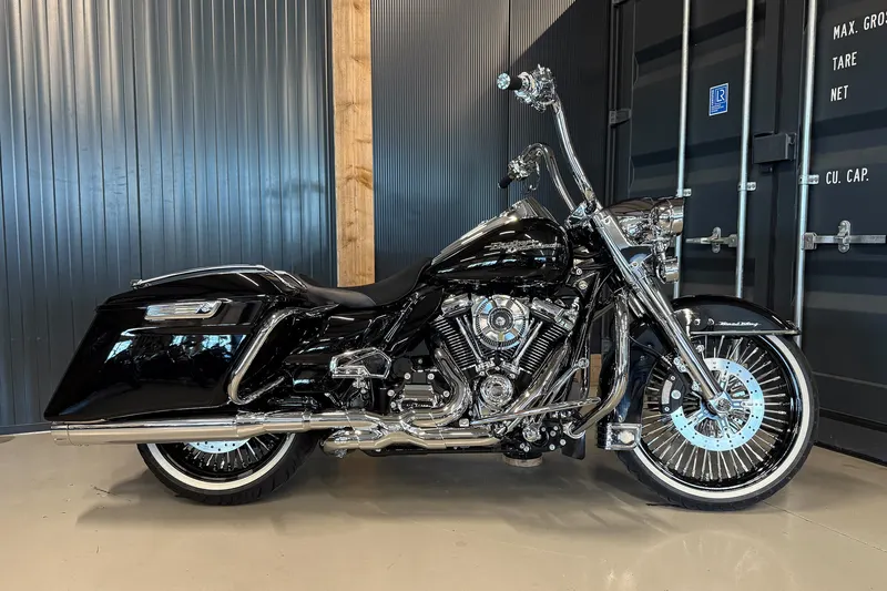 Harley-Davidson Road King (2020)