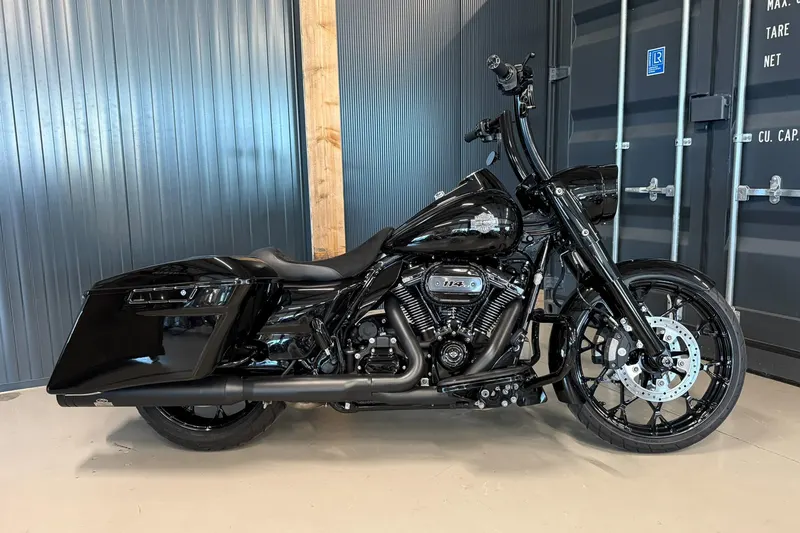 Harley-Davidson Road King (2021)