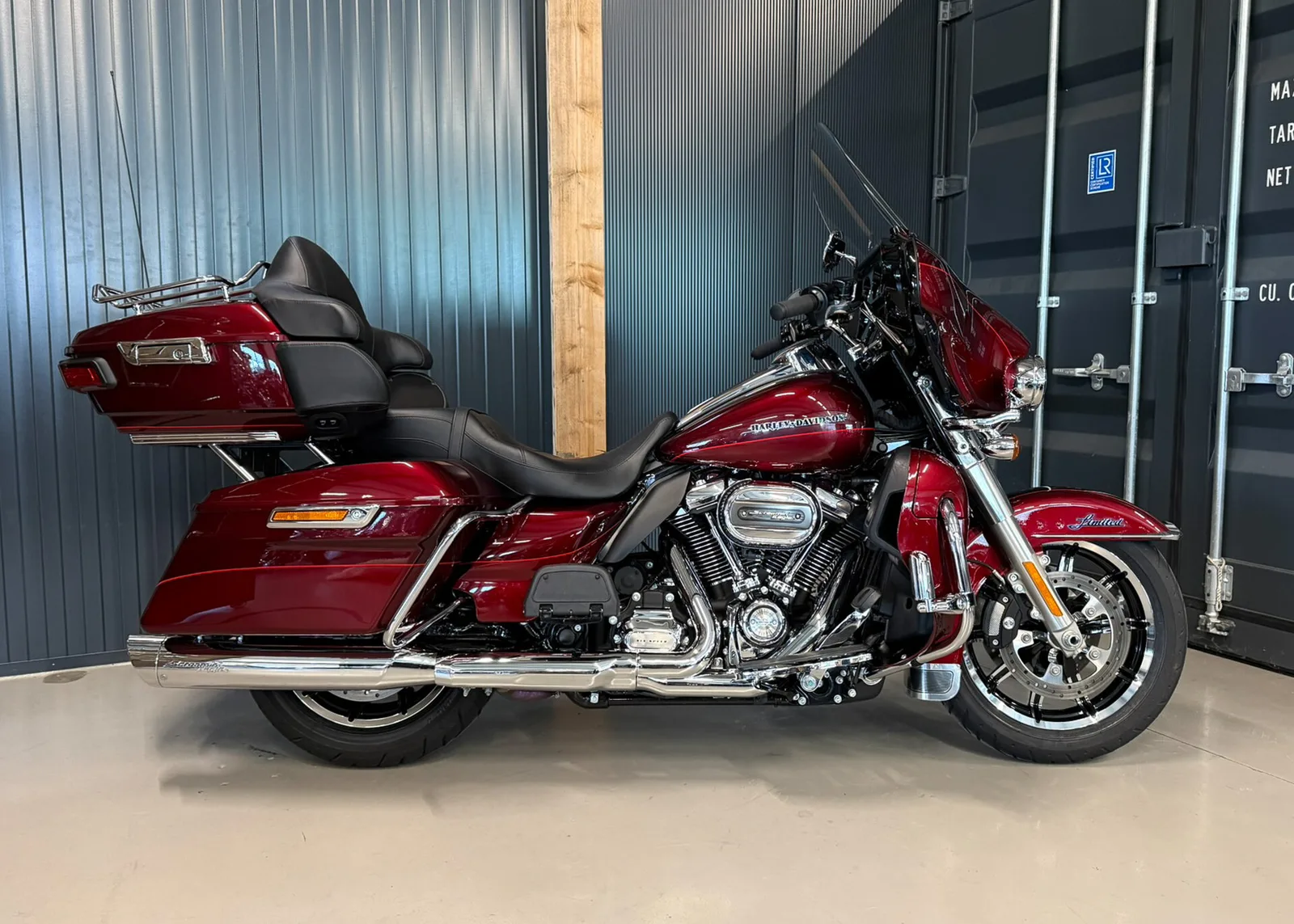Harley-Davidson Ultra Limited (2017) — foto 1