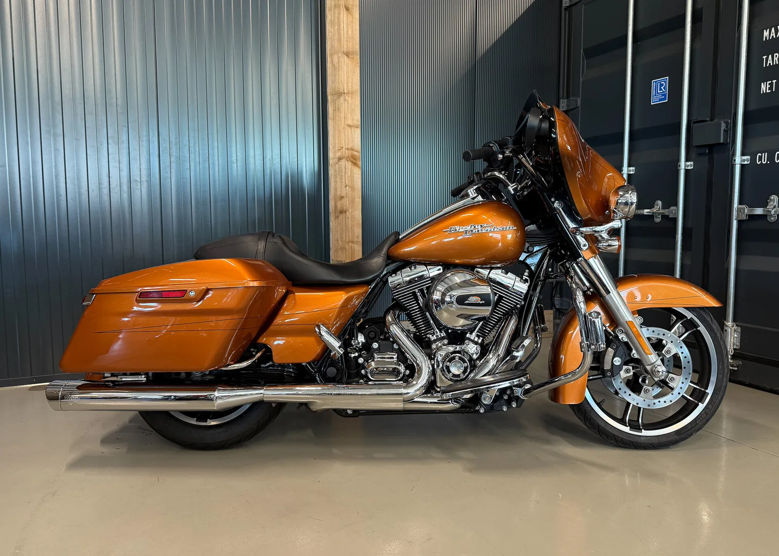 Harley-Davidson Street Glide (2015) — foto 1