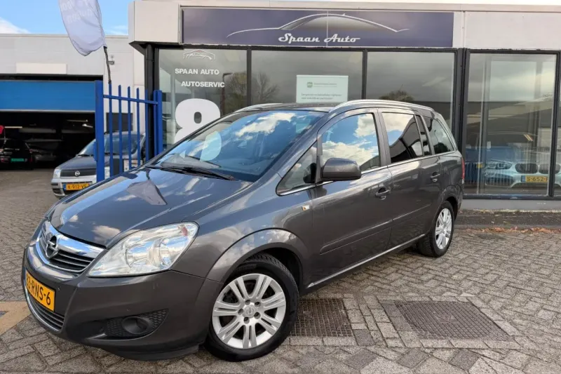 Opel Zafira (2011)