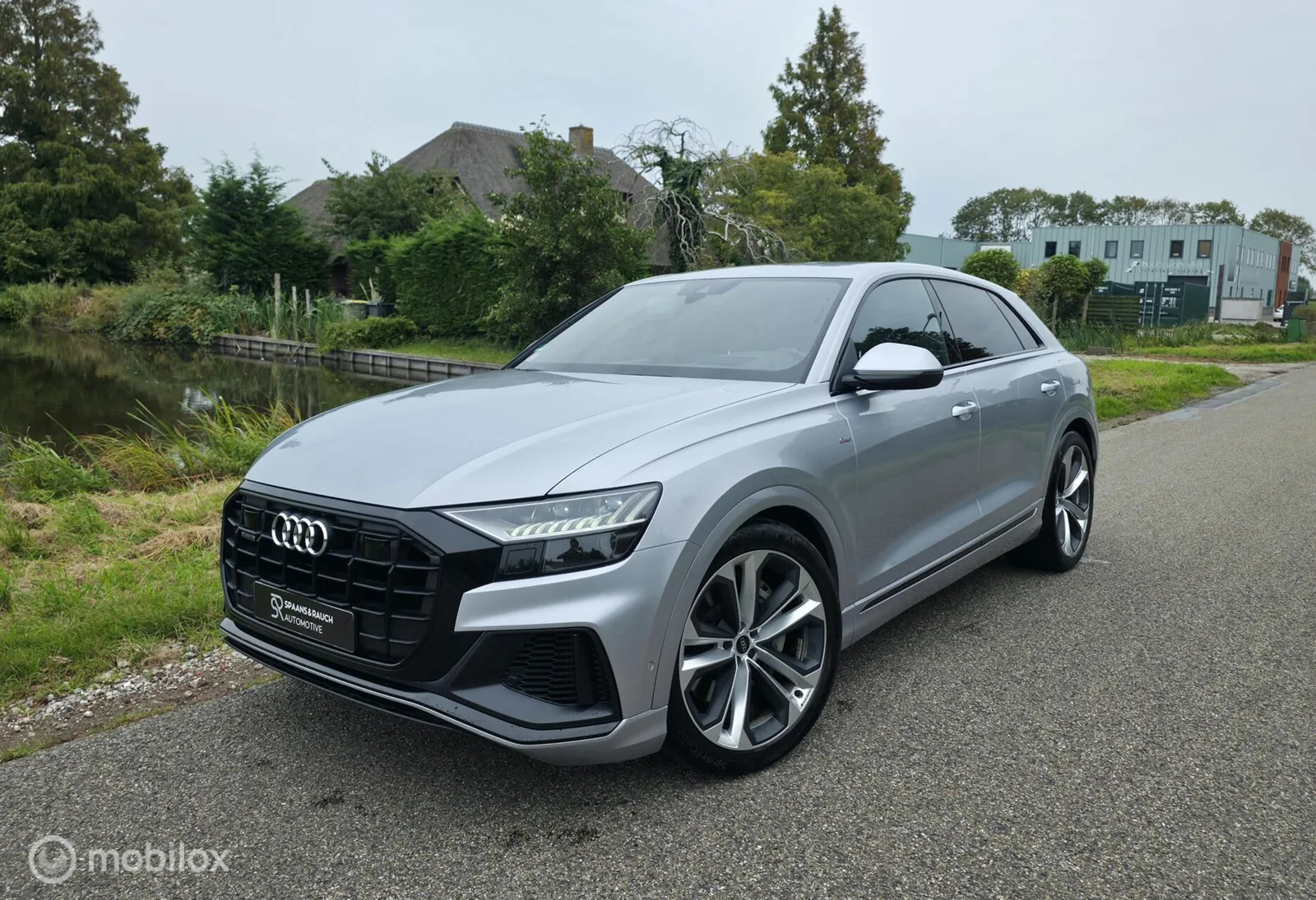 Audi Q8 (2021) — foto 1