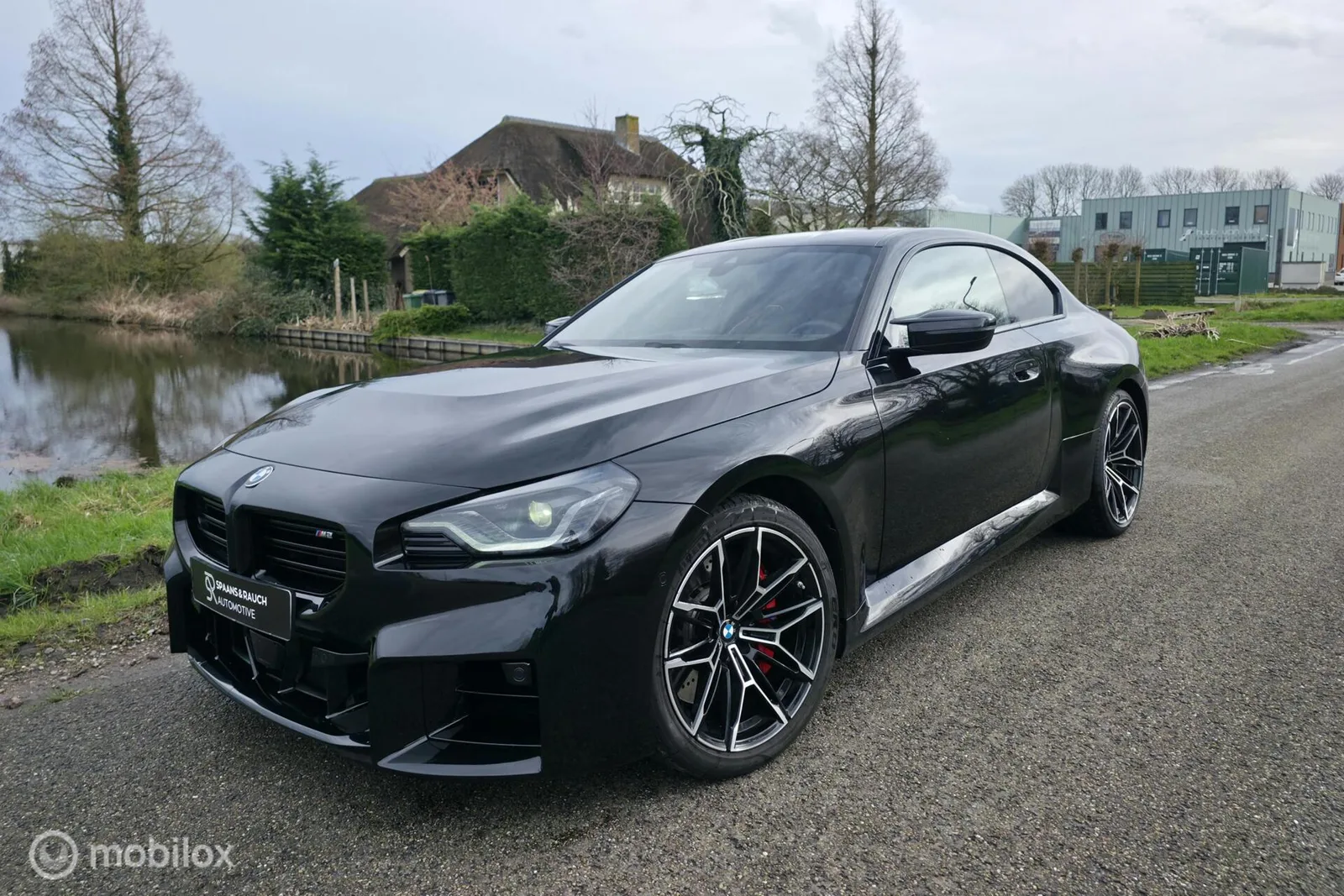 BMW M2 (2023) — foto 1