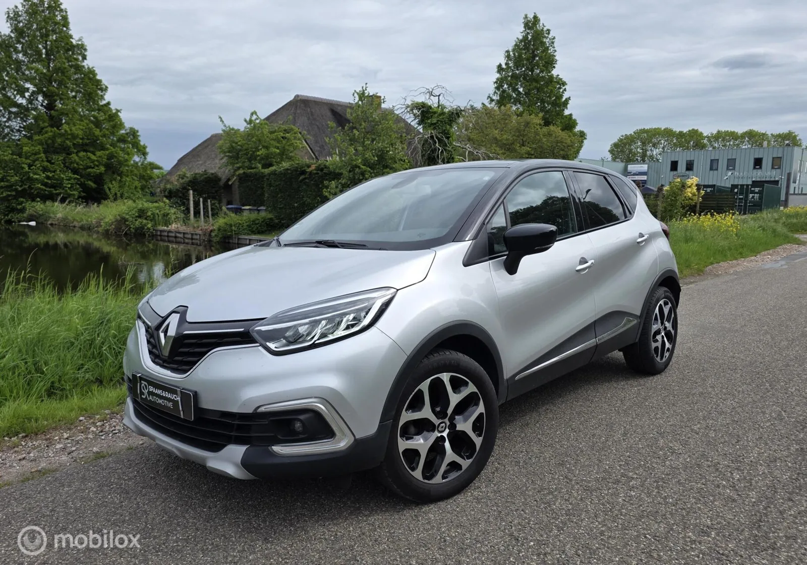 Renault Captur (2018) — foto 1