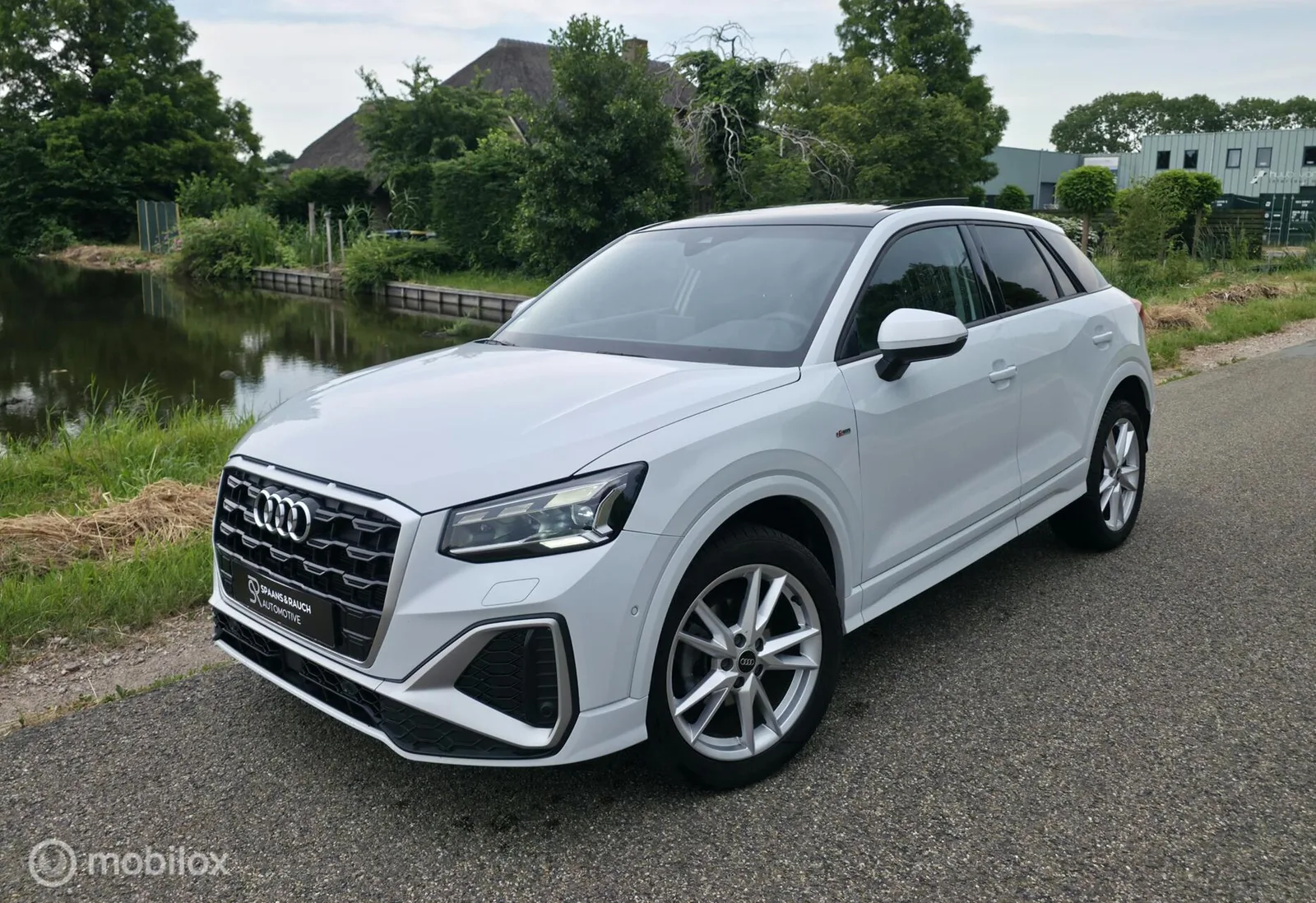 Audi Q2 (2024) — foto 1
