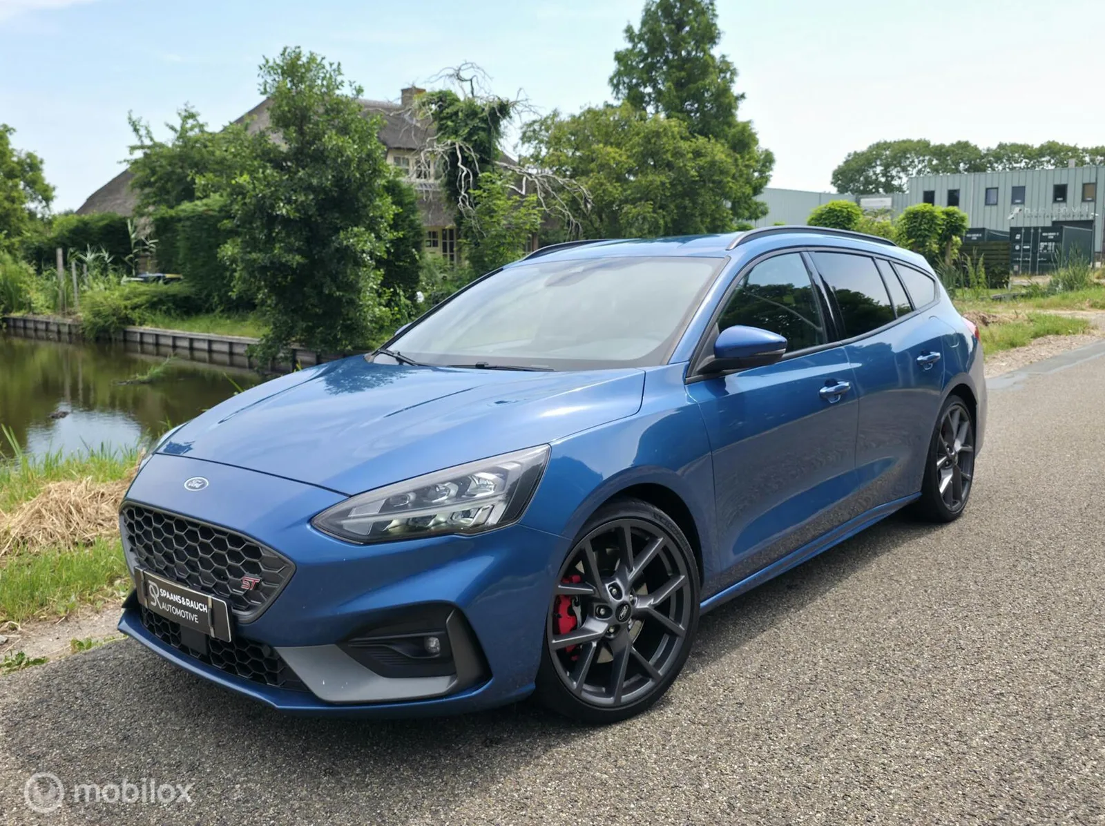 Ford Focus (2020) — foto 1