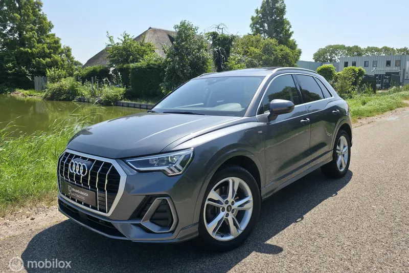 Audi Q3 (2023)