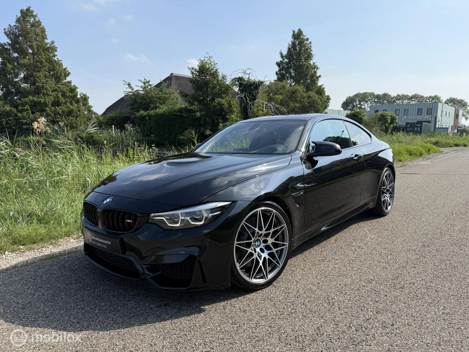 BMW M4 (2018) — foto 1