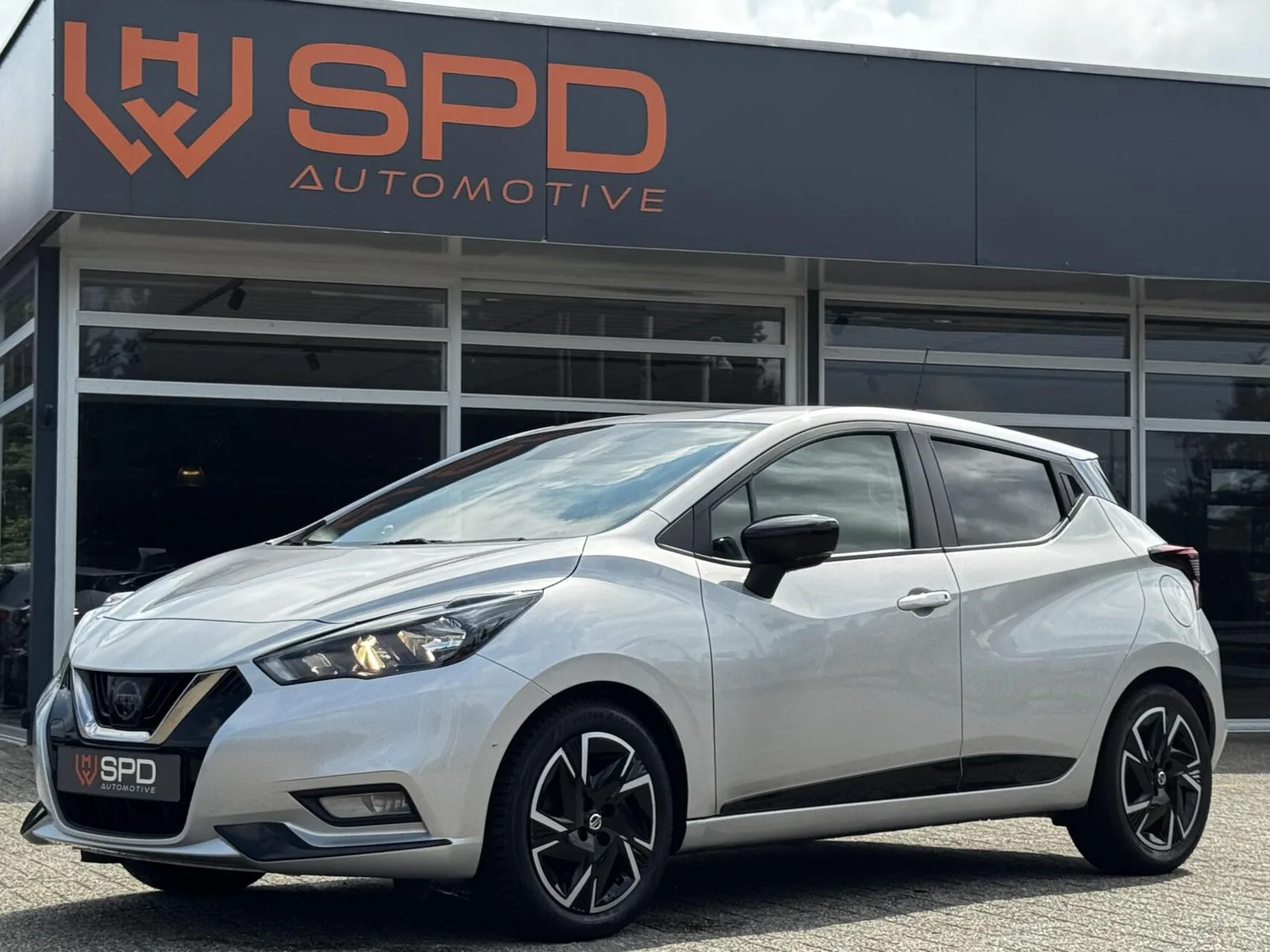 Nissan Micra (2023) — foto 1